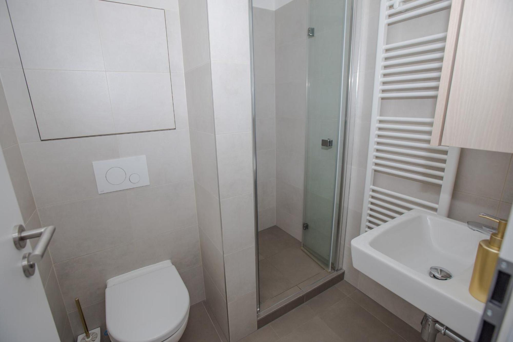 Apartment In The Center Of Bratislava Kosicka 52 Luaran gambar