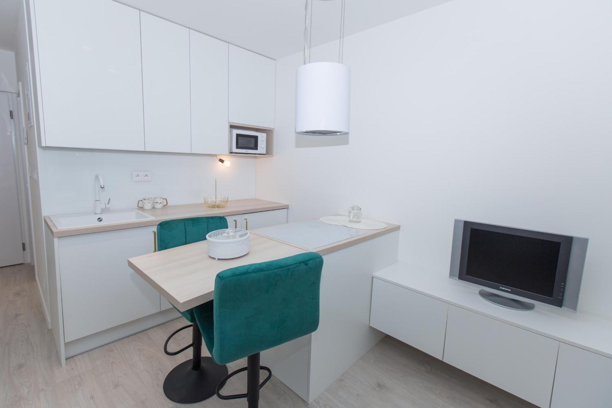Apartment In The Center Of Bratislava Kosicka 52 Luaran gambar