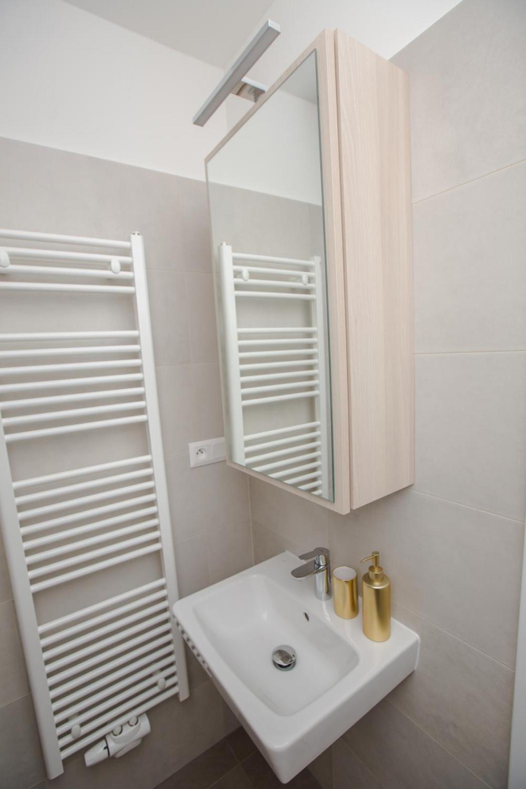 Apartment In The Center Of Bratislava Kosicka 52 Luaran gambar